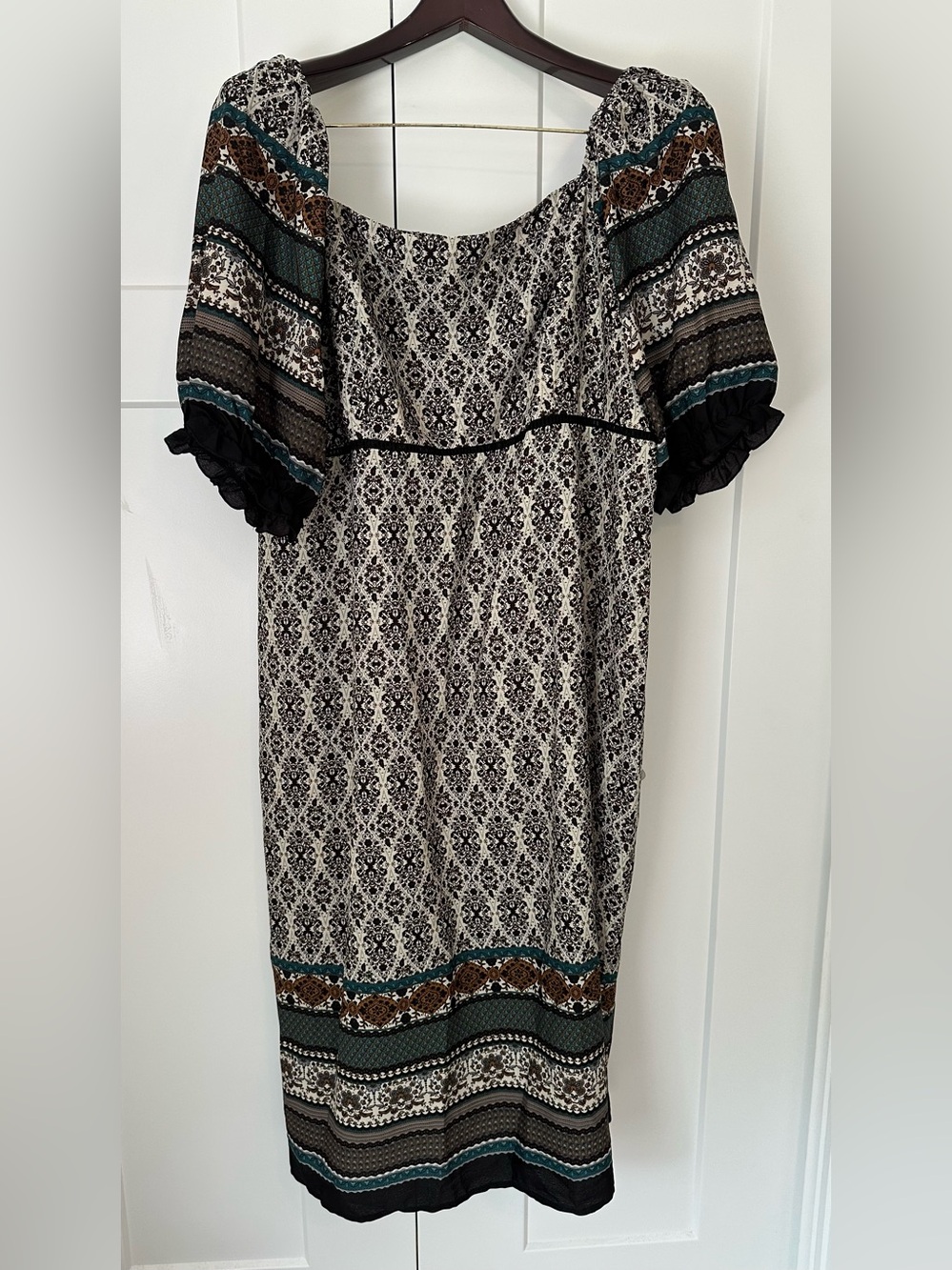 Suzanne Betro Black and Teal Patterned Midi Dress 3X